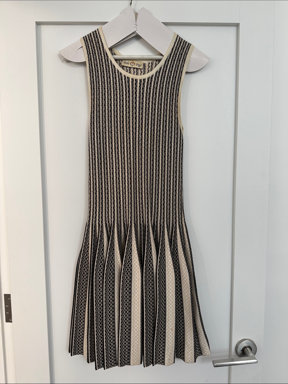 Paola Poggi (Italy) Sleeveless Knit Pleated Midi Dress in Black and Cream